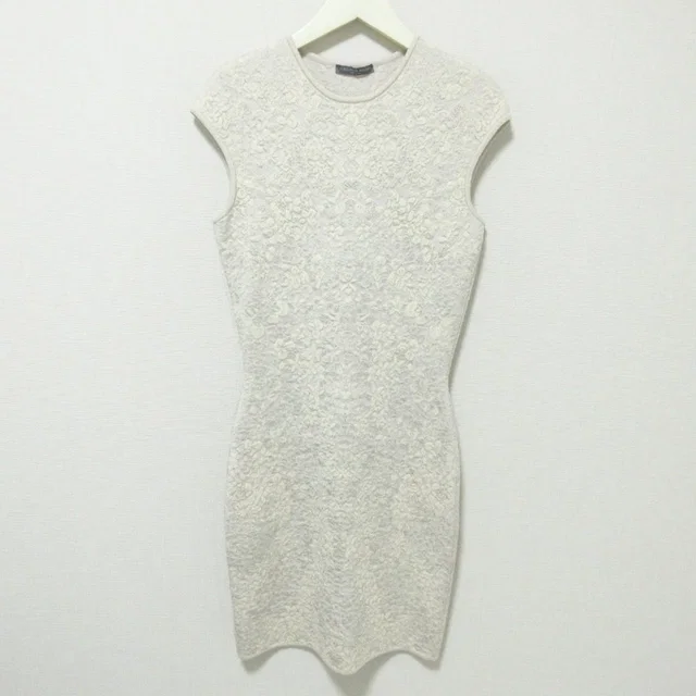Alexander McQueen Flower Jacquard Knit Dress from LuxUness