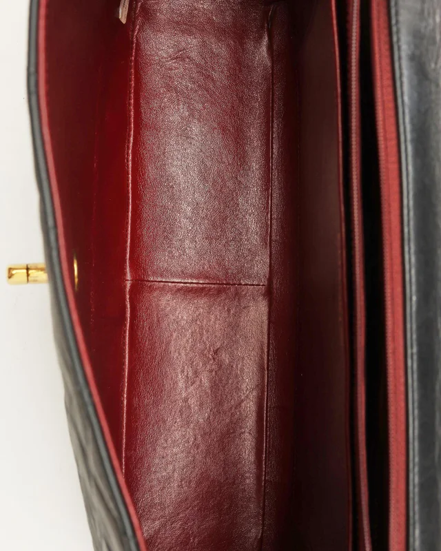 Chanel Classic Maxi Single Flap Bag in Lambskin from A Retro Tale, photo 11 of 12