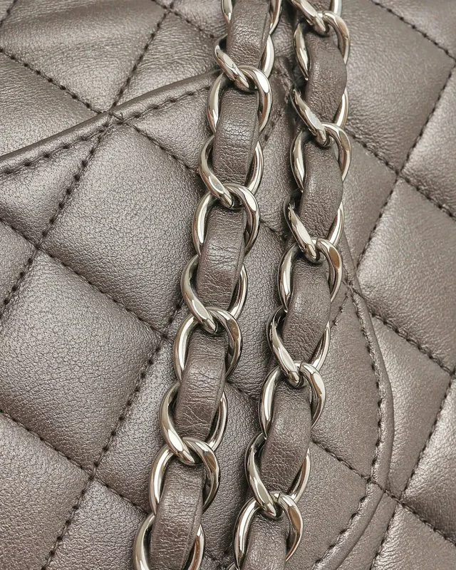 Chanel Classic Medium Double Flap Bag in Leather from A Retro Tale, photo 6 of 11