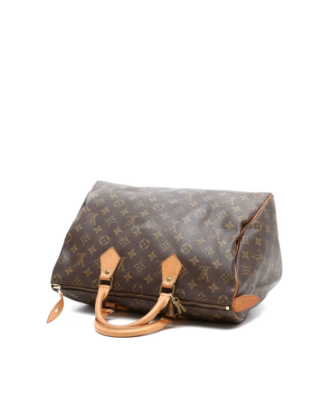 Louis Vuitton Monogram Speedy 35 Bag in Coated canvas from A Retro Tale, photo 4 of 9