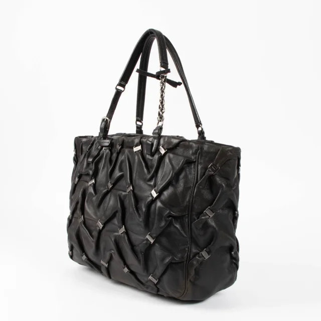 Ferragamo Black Vara Gathered Leather Shopper Bag in Black Leather from Labellov, photo 2 of 5