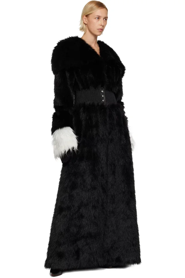 Nicklas Skovgaard SSENSE Exclusive Black & White Camille Mitts, photo 3 of 3 from SSENSE
