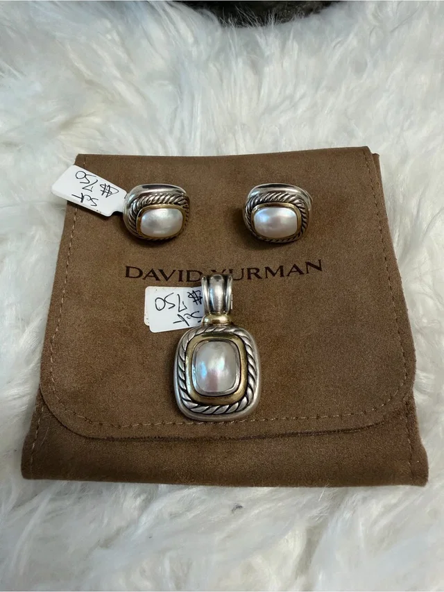 David Yurman White Mother-Of-Pearl Cable Frame Pendant And Earrings Set in gray|gold|silver from Poshmark