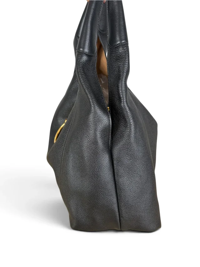 Gucci Grained Leather Softbit Maxi in Black Caviar leather from Season 2 Consign, photo 4 of 10
