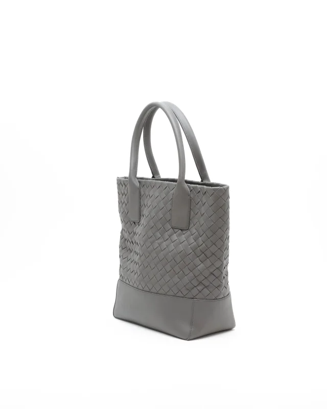 Bottega Veneta Intrecciato Tote Bag in Woven leather from A Retro Tale, photo 2 of 2