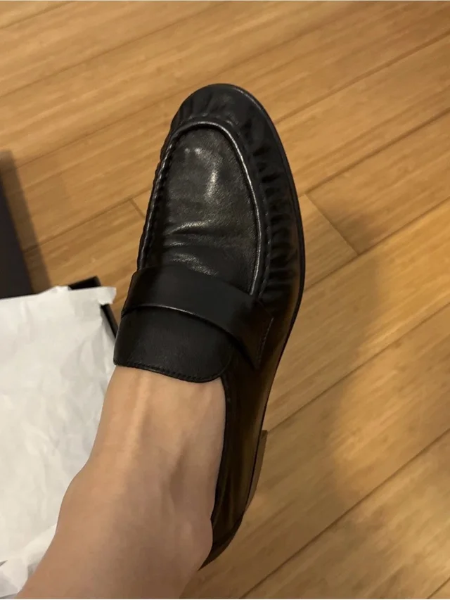 The Row Leather Loafers 38 in black Leather from Poshmark