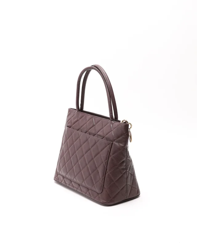 Chanel CC Medallion Bag in Caviar leather from A Retro Tale, photo 3 of 9