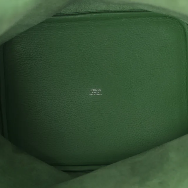 Hermès Taurillon Clemence Picotin Lock 26 GM Bamboo in Clemence leather from FASHIONPHILE, photo 5 of 10