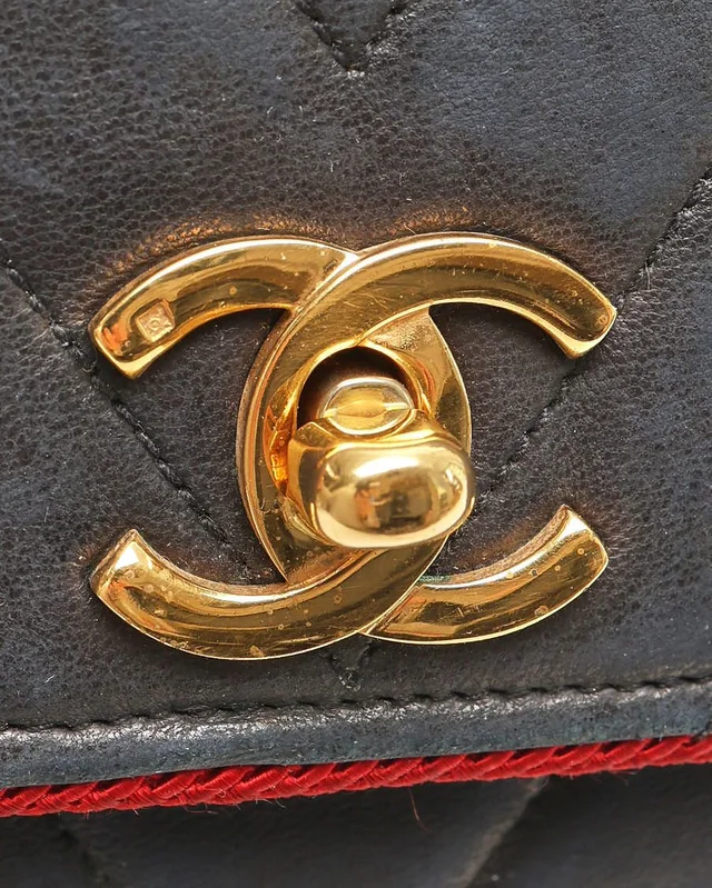 Chanel Chevron Braided Trim Flap Bag in Leather from A Retro Tale, photo 6 of 13