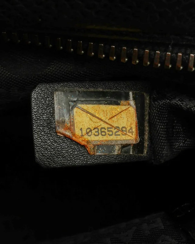 Chanel Caviar Chocolate Bar Shoulder Bag in Brown Caviar leather from A Retro Tale, photo 8 of 9