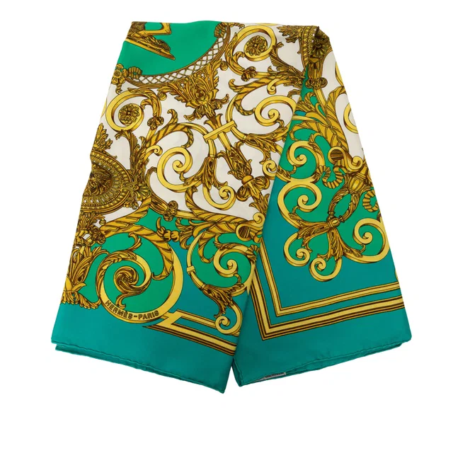 Green Hermès Les Tuileries Silk Scarf 90 Scarves in Green Silk from Designer Revival