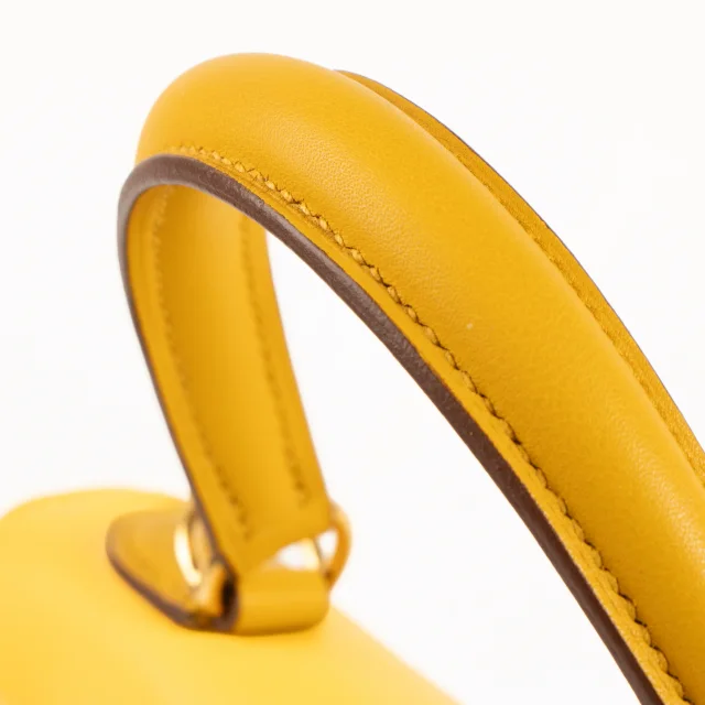 Hermès Kelly 25 Jaune Ambre Swift GHW in Yellow Swift leather from Labellov, photo 15 of 15
