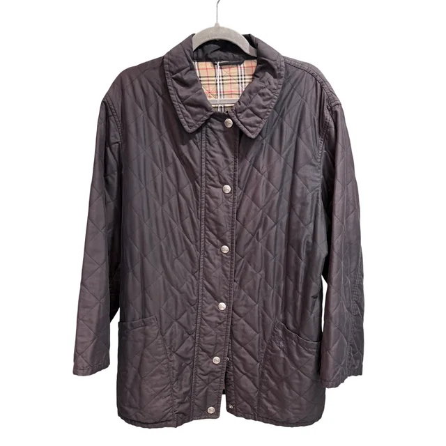Burberry Quilted short jacket size 10 from Revivre Luxury Consignment