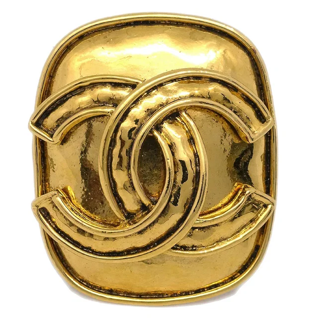 Chanel Brooch Pin Gold 94P in Gold from AMORE Vintage Tokyo
