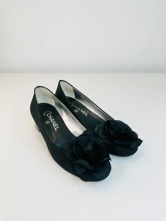 Chanel Camellia Pumps - Size 37.5 in Satin from Edit Second Hand