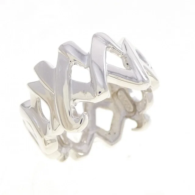 Tiffany & Co. Kiss Ring from The Reluxe