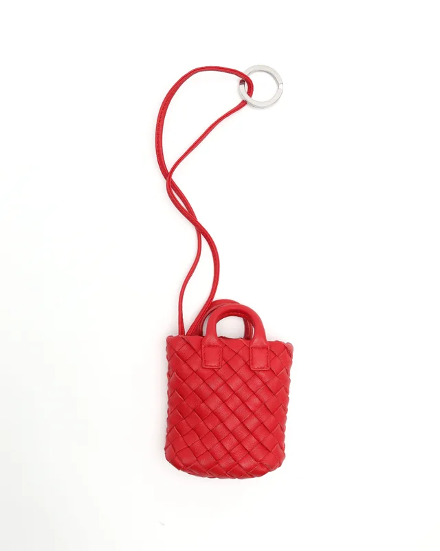 Bottega Veneta Intrecciato Bag Charm in Woven leather from A Retro Tale, photo 2 of 5