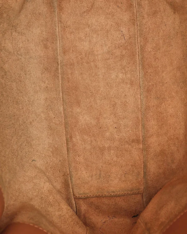 Gucci Tote Bag in Leather from A Retro Tale, photo 9 of 10