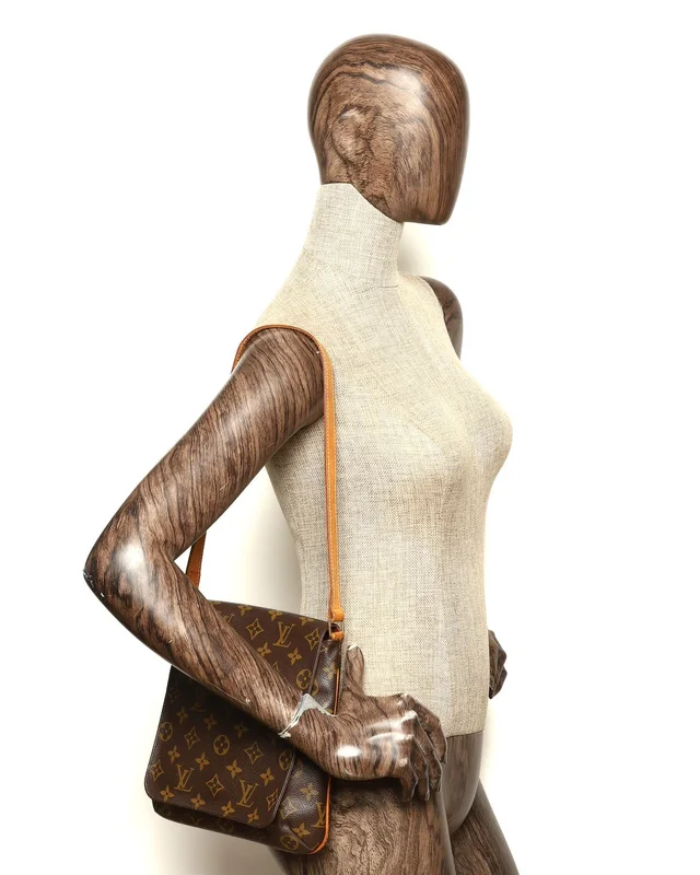 Louis Vuitton Monogram Musette Salsa Bag in Coated canvas from A Retro Tale, photo 9 of 9