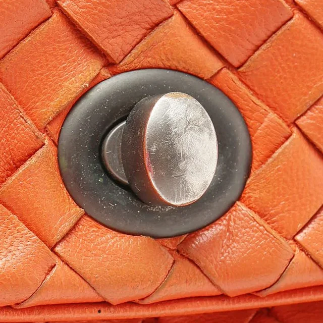 Bottega Veneta Small Intrecciato Crossbody Bag in Woven leather from A Retro Tale, photo 7 of 10