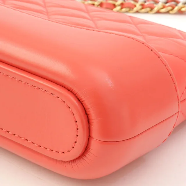 Gabrielle de Chanel Chain Shoulder Bag Mini, salmon pink, manufactured around 2018 in Pink Calfskin from VINTAGE QOO TOKYO, photo 11 of 13
