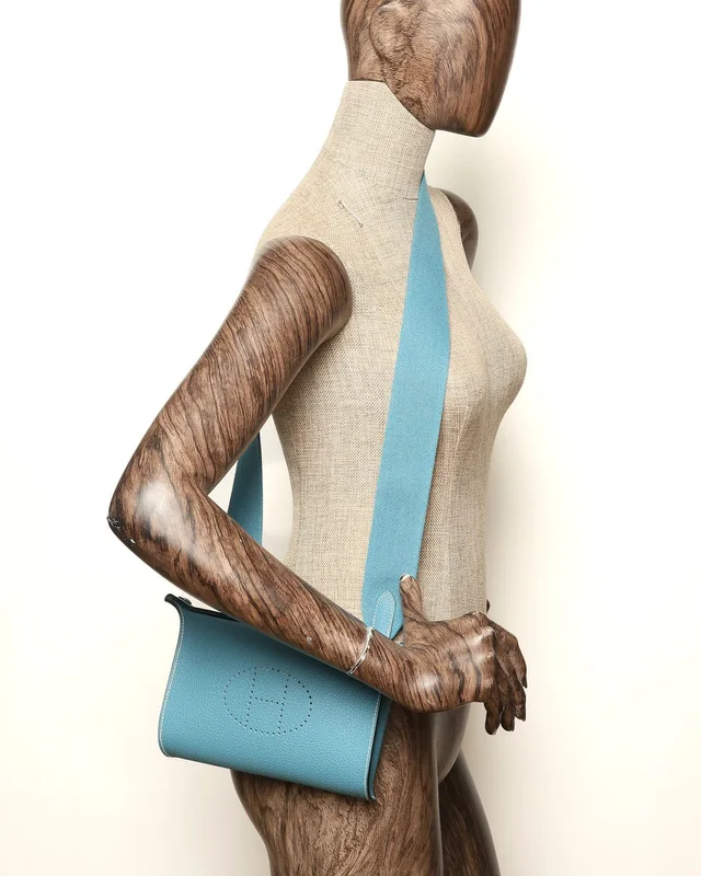 Hermès Togo Videpoches New Blue Jean Bag in Blue Togo leather from A Retro Tale, photo 9 of 9