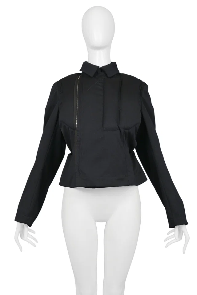 Comme des Garçons Navy Wool Padded Jacket With Ties 2010 in Navy Wool from Resurrection Vintage