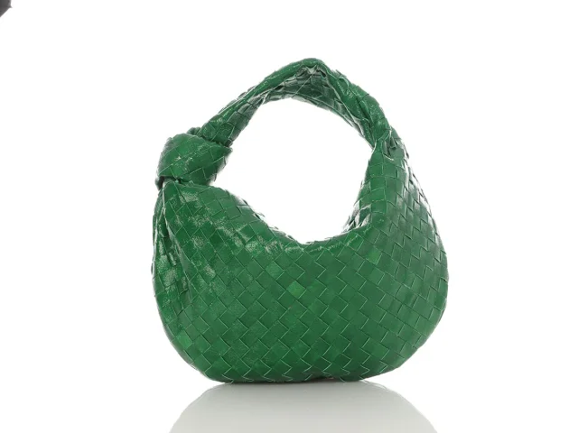 Bottega Veneta Metallic Green Patent Teen Jodie in Green Patent leather from Ann's Fabulous Finds, photo 4 of 9