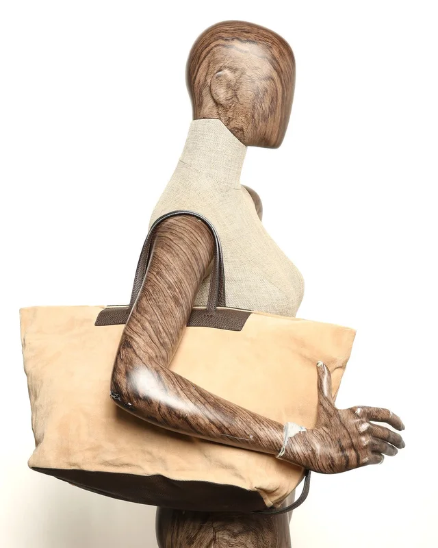 Fendi Felt Tote Bag in Leather from A Retro Tale, photo 9 of 9