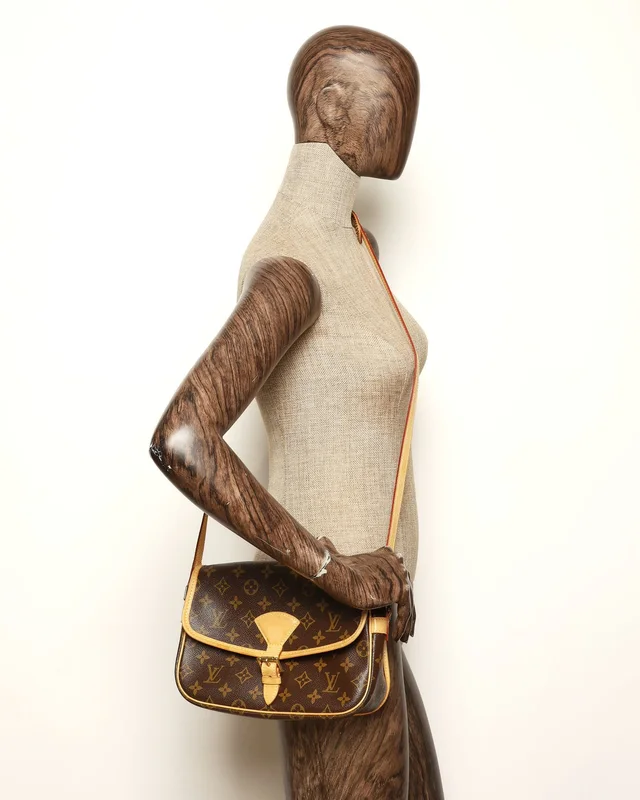 Louis Vuitton Monogram Sologne Crossbody Bag in Coated canvas from A Retro Tale, photo 10 of 10