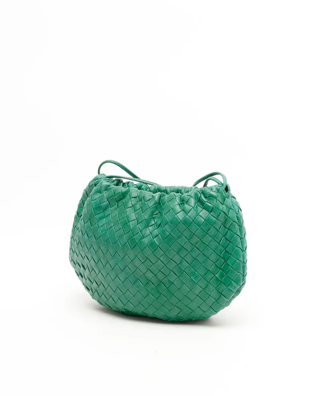 Bottega Veneta Intrecciato Small The Valve Shoulder Bag in Woven leather from A Retro Tale, photo 3 of 9