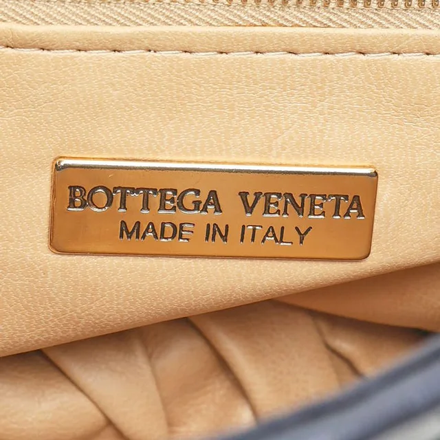 Bottega Veneta Intrecciato Handbag in Woven leather from A Retro Tale, photo 6 of 8