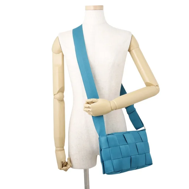 Bottega Veneta Cassette Shoulder Bag Blue Canvas in Blue Canvas from GALLERY RARE, photo 4 of 10
