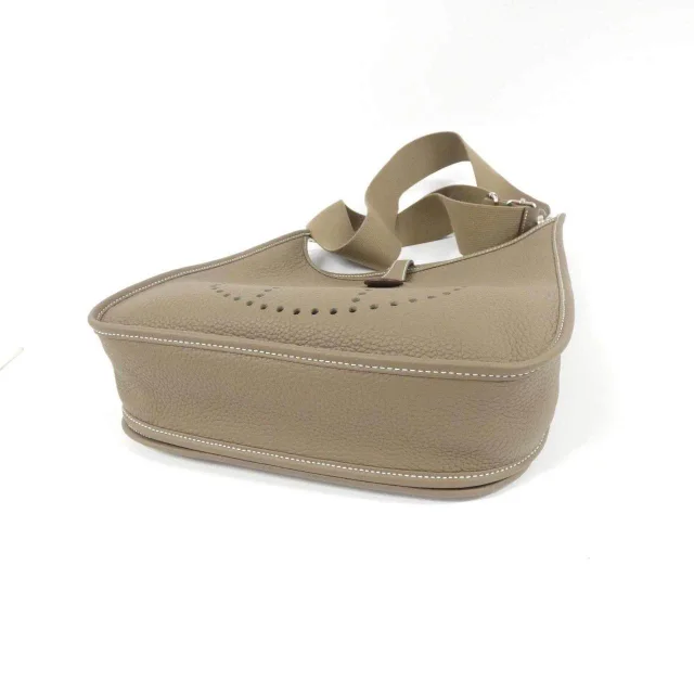 Hermès Evelyne3 PM Taurillon Clemence Shoulder Bag in Brown Calfskin from LuxUness, photo 3 of 5