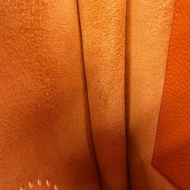 Hermès Evelyne 1 Orange Taurillon Clemence Size PM in Orange Clemence leather from GALLERY RARE, photo 10 of 18