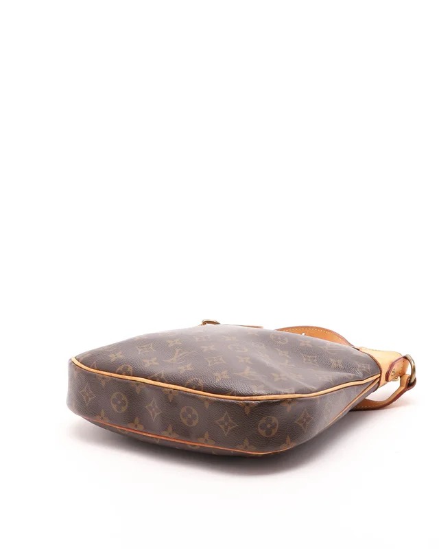 Louis Vuitton Monogram Odeon PM Bag in Coated canvas from A Retro Tale, photo 4 of 11