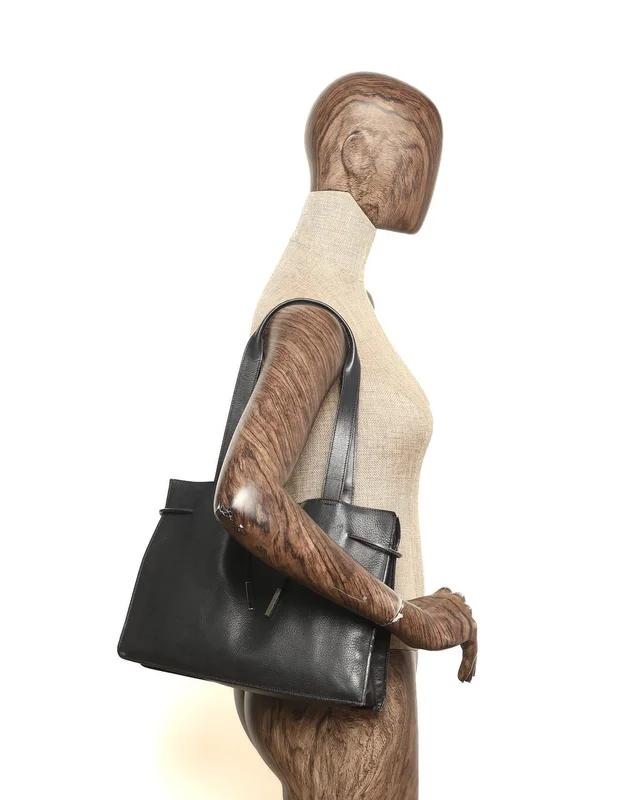 Gucci Tom Ford Leather Bag in Leather from A Retro Tale, photo 9 of 9