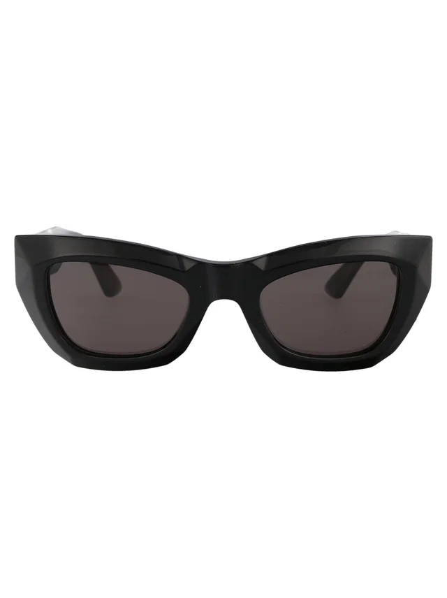 Bottega Veneta Bv1251s Acetate Cat-Eye Sunglasses — Black in Black from HEWI