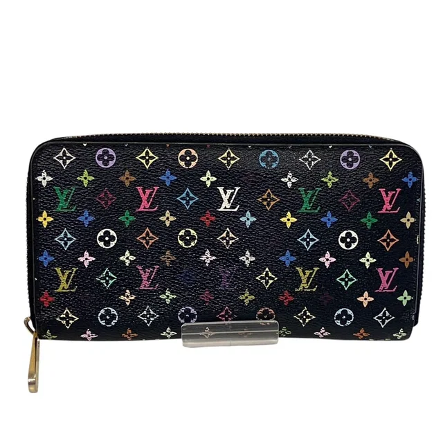 Louis Vuitton Zippy Wallet Monogram from The Reluxe