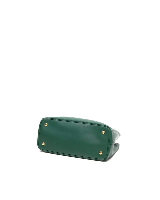 Prada Saffiano Galleria Tote Bag in Saffiano leather from A Retro Tale, photo 4 of 7