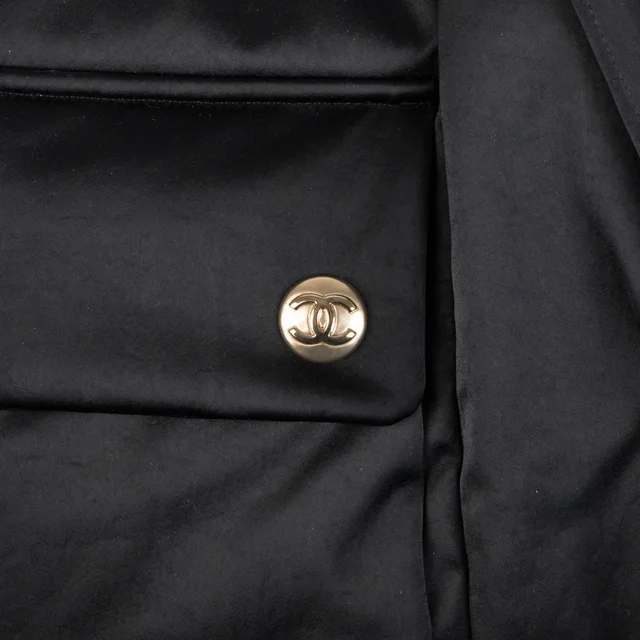 Chanel 22B Black Tweed Trim Down Jacket - Size FR38 in Black Tweed from Labellov, photo 2 of 2