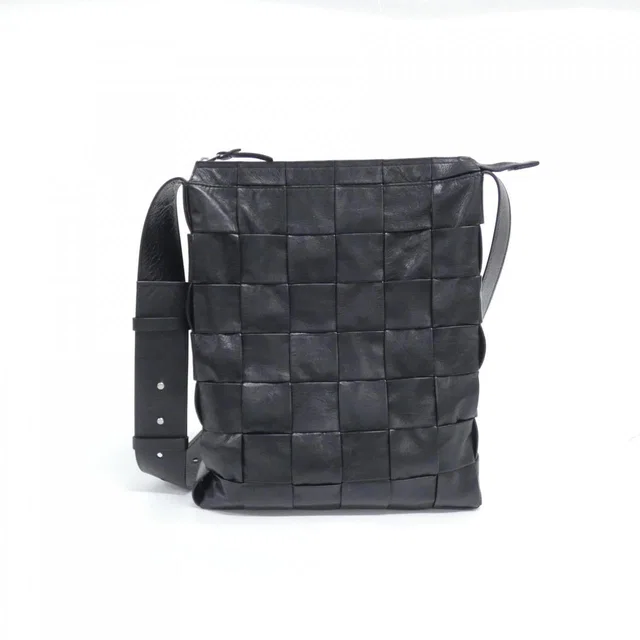 Bottega Veneta Calf Shoulder Bag in Leather from LuxUness