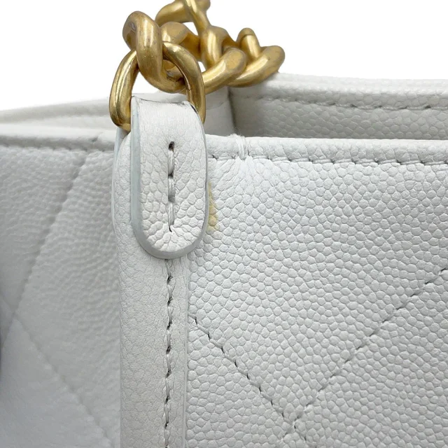 Chanel Stitch Pocket CCTote Bag WhiteAS5417 Caviar Leather in Caviar leather from GALLERY RARE, photo 8 of 19