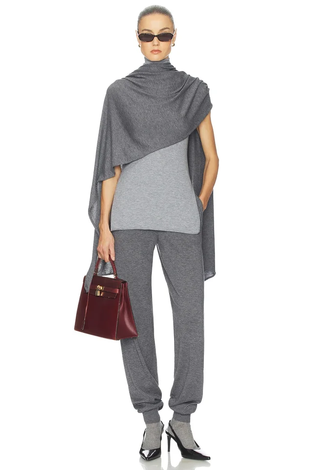Helsa Kerstin Knit Jogger in Medium Heather Grey, photo 5 of 6 from REVOLVE (Canada)
