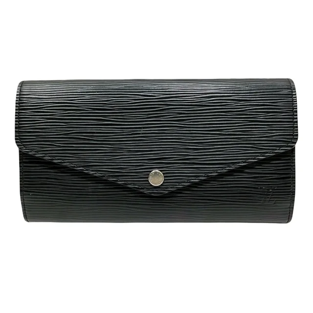 Louis Vuitton handbags, wallets & cases in Leather from The Brand Collector