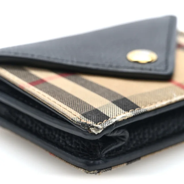 Burberry Grainy Calfskin Vintage Check Jade Card Case On Chain Black in Black Calfskin from FASHIONPHILE, photo 8 of 10