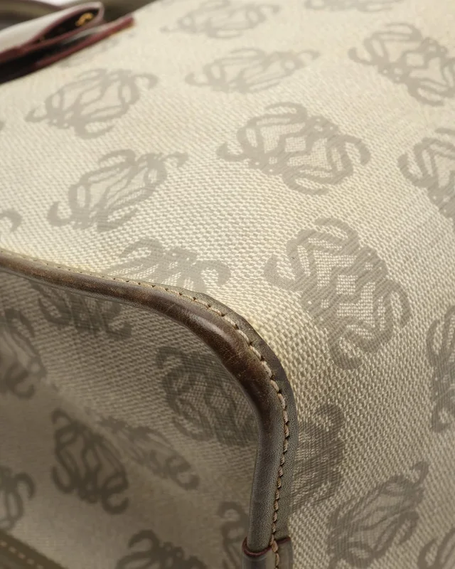 Loewe Anagram Bag in Canvas from A Retro Tale, photo 6 of 10
