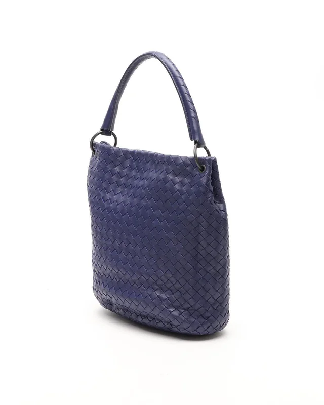 Bottega Veneta Intrecciato Hobo Shoulder Bag in Woven leather from A Retro Tale, photo 3 of 11