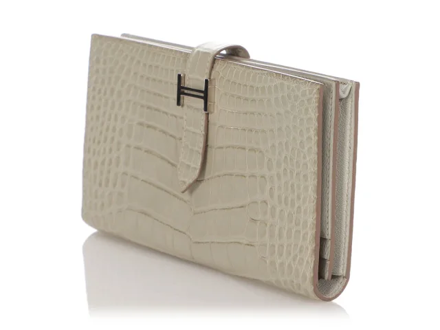 Hermès Béton Matte Alligator Béarn Wallet in Crocodile from Ann's Fabulous Finds, photo 3 of 10