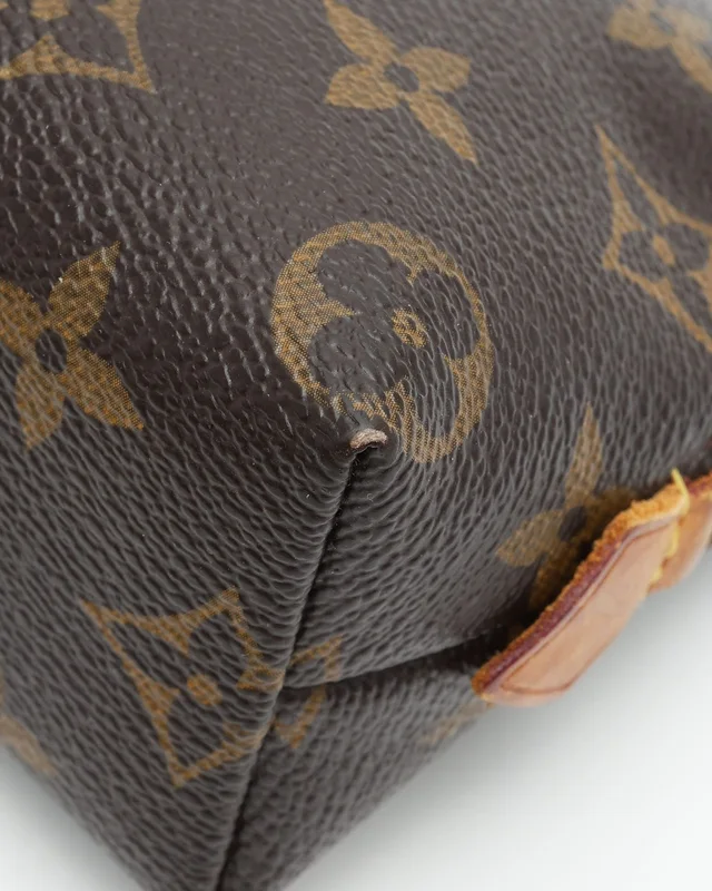 Louis Vuitton Monogram Cosmetic Pouch in Coated canvas from A Retro Tale, photo 6 of 9